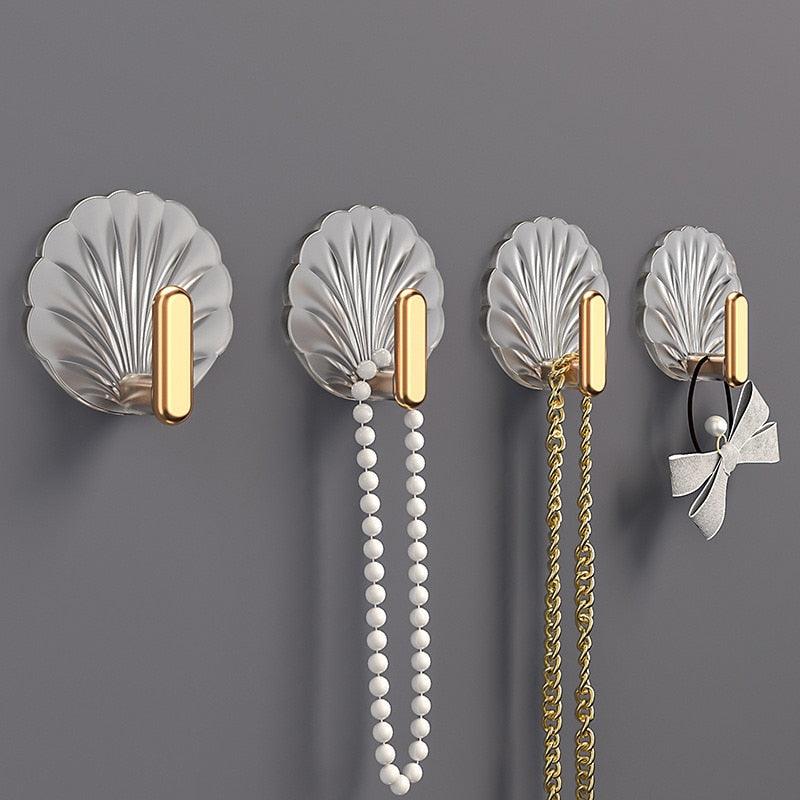 8pcs Self Adhesive Hook Decorative Hanger On Door Wall Adhesive Key Hanger Bathroom Towels Rack Cabinet Organizer Clothes Hanger Sea Shell Deluxe Shower Hooks Shaped Fun Design