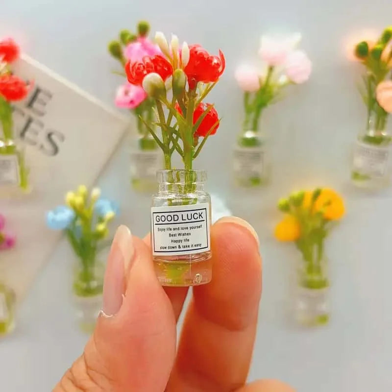 8pcs Mini Small Vase Magnets Cute Mini Refrigerator Magnets 3D Vase Fun Refrigerator Accessories Kitchen Decoration Holiday Gif